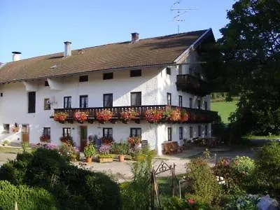 Bauernhof Maierhof Chieming